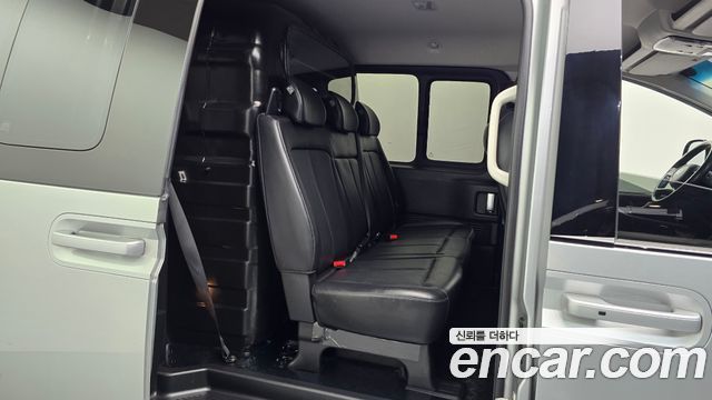 Hyundai Staria 2023 — photo 17