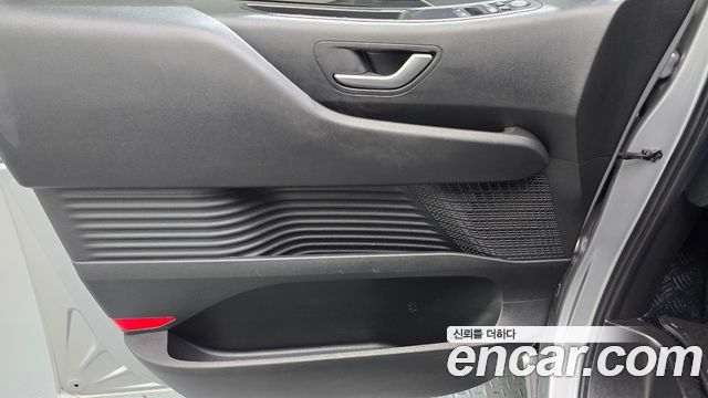 Hyundai Staria 2023 — photo 14