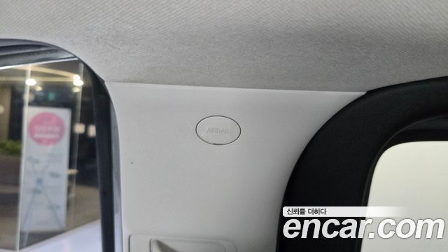 Hyundai Staria 2023 — photo 28