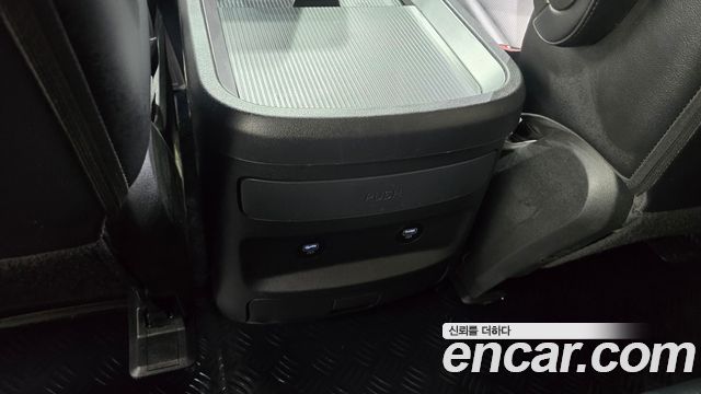 Hyundai Staria 2023 — photo 31