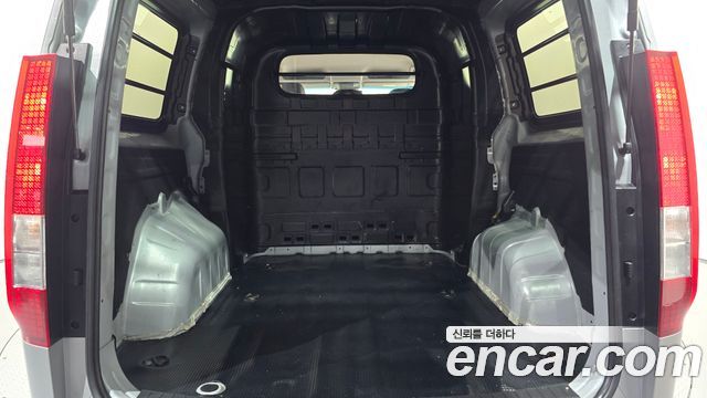 Hyundai Staria 2023 — photo 32