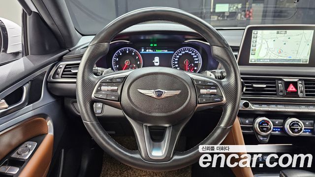 Genesis G70 2018 — photo 19