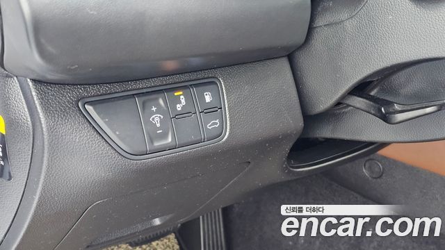 Genesis G70 2018 — photo 22
