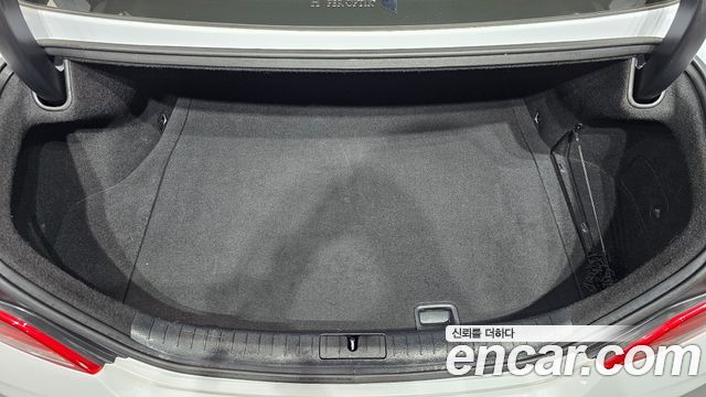 Genesis G70 2018 — photo 30