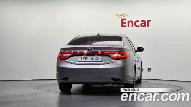 Hyundai Grandeur 2014 — photo 4
