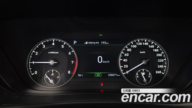 Genesis EQ900 2018 — photo 8