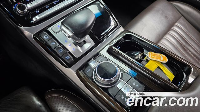 Genesis EQ900 2018 — photo 9