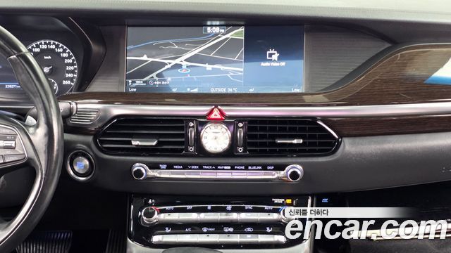 Genesis EQ900 2018 — photo 14