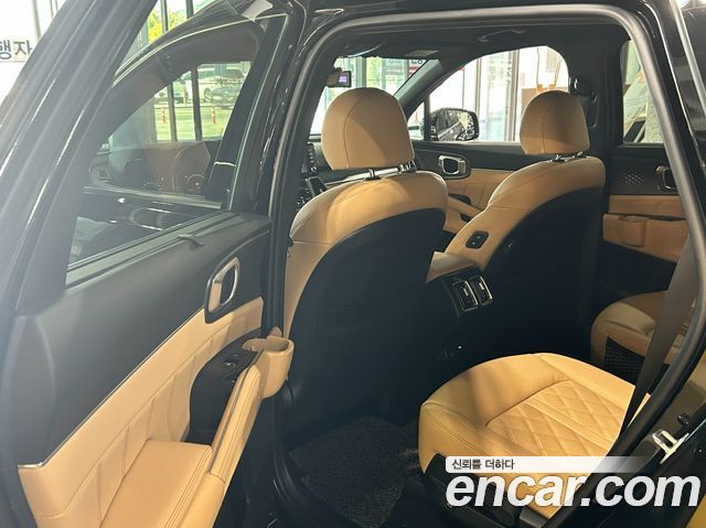 Kia Sorento 2023 — photo 17