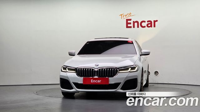 BMW 5-Series 2023 — photo 3