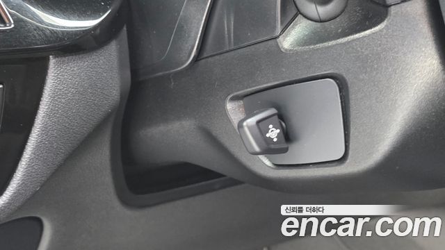 BMW 5-Series 2023 — photo 22