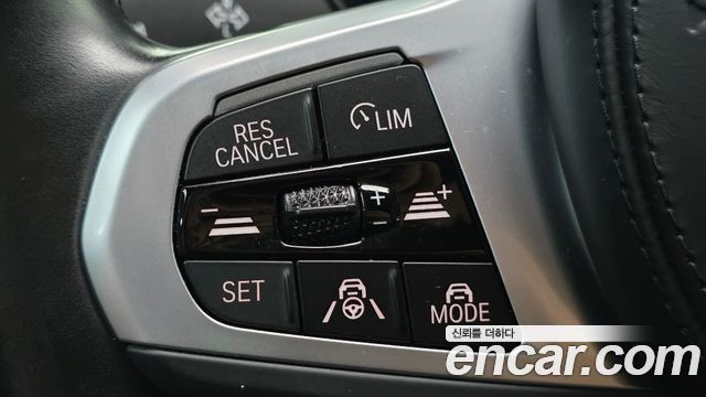 BMW 5-Series 2023 — photo 24