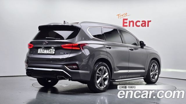 Hyundai Santafe 2019 — photo 2