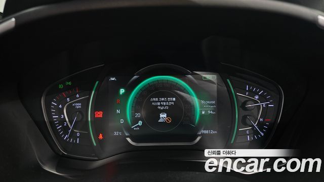 Hyundai Santafe 2019 — photo 11