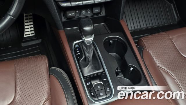 Hyundai Santafe 2019 — photo 12