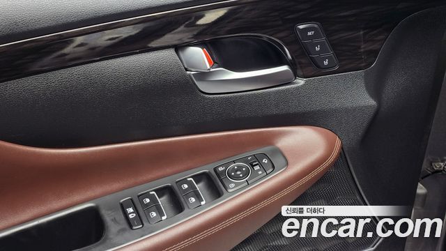 Hyundai Santafe 2019 — photo 24