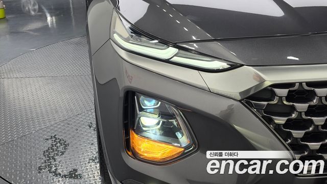 Hyundai Santafe 2019 — photo 8