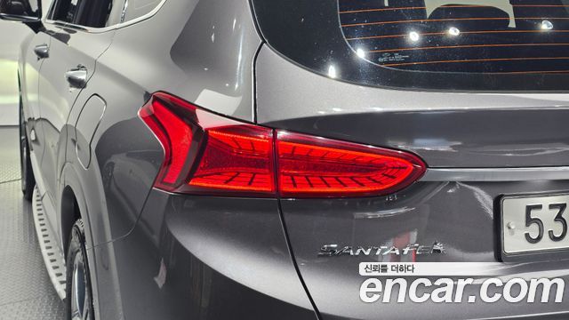 Hyundai Santafe 2019 — photo 9