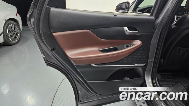Hyundai Santafe 2019 — photo 15