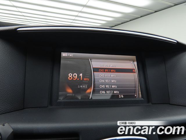 Infiniti M 2011 — photo 13
