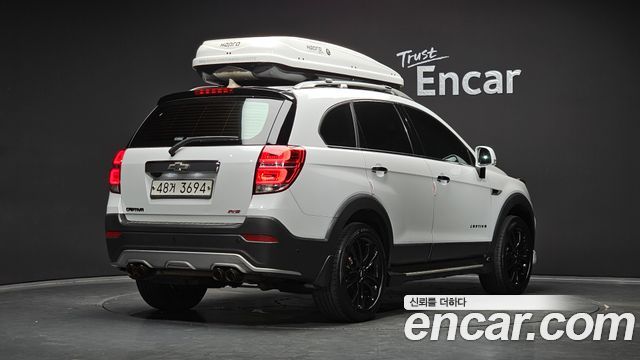Chevrolet Korea Captiva 2018 — photo 2
