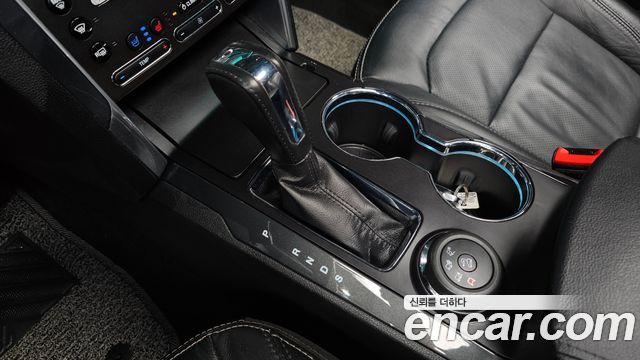 Ford Explorer 2017 — photo 9