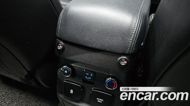 Ford Explorer 2017 — photo 19