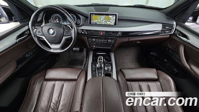BMW X5 2018 — photo 7