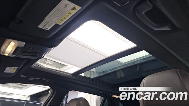 BMW X5 2018 — photo 17