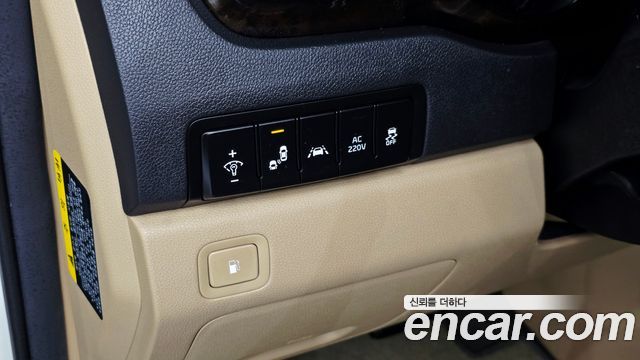 Kia Canival 2019 — photo 27