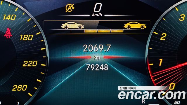 Mercedes-Benz C-Class 2022 — photo 8