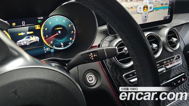 Mercedes-Benz C-Class 2022 — photo 9