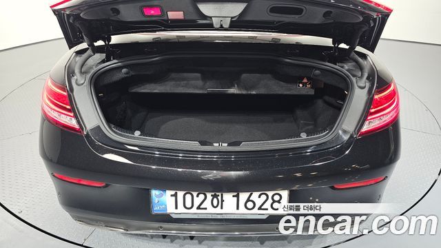 Mercedes-Benz C-Class 2022 — photo 20