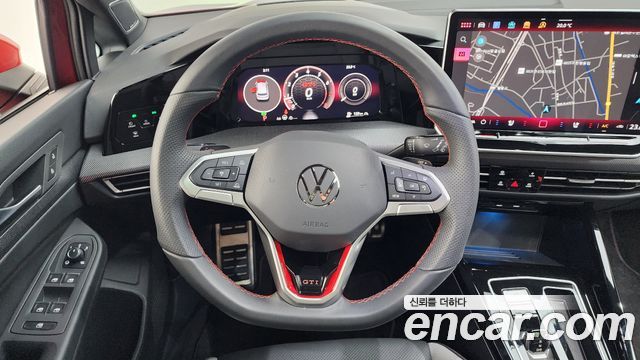 Volkswagen Golf 2025 — photo 19