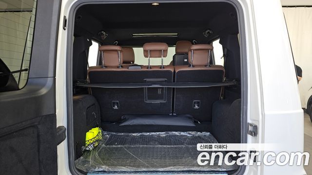 Mercedes-Benz G-Class 2021 — photo 26
