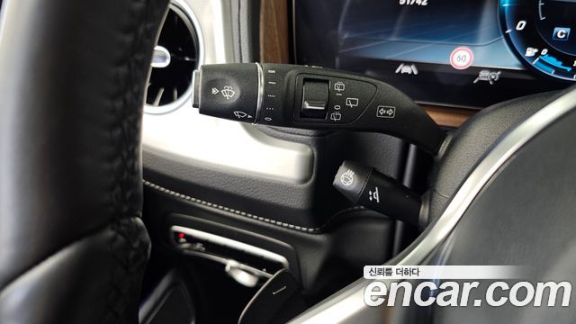 Mercedes-Benz G-Class 2021 — photo 29