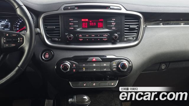 Kia Sorento 2015 — photo 19