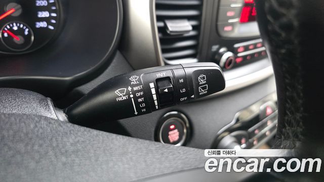 Kia Sorento 2015 — photo 23