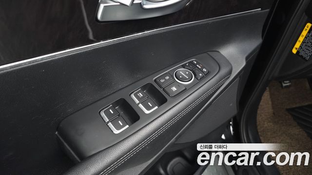 Kia Sorento 2015 — photo 28