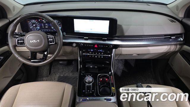 Kia Canival 2023 — photo 10