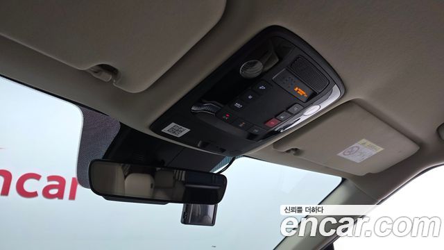 Kia Canival 2023 — photo 23