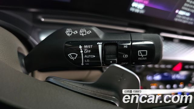 Kia Canival 2023 — photo 27