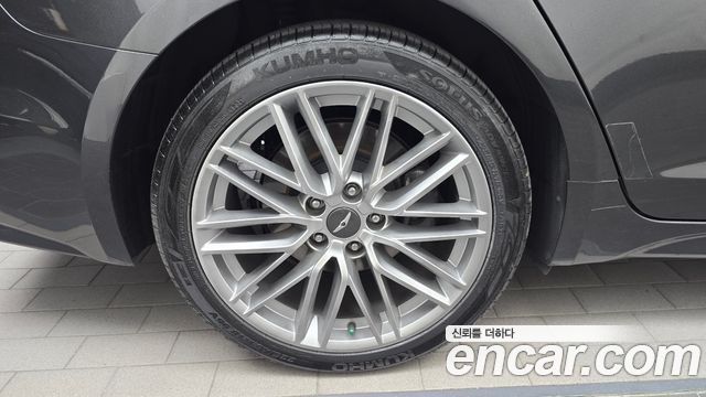 Genesis G70 2019 — photo 5