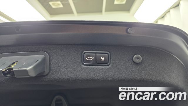 Genesis G70 2019 — photo 30