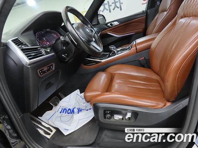 BMW X7 2021 — photo 6