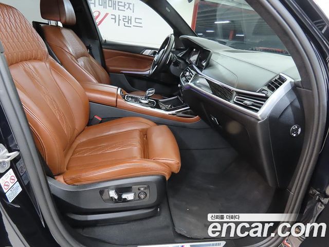 BMW X7 2021 — photo 8