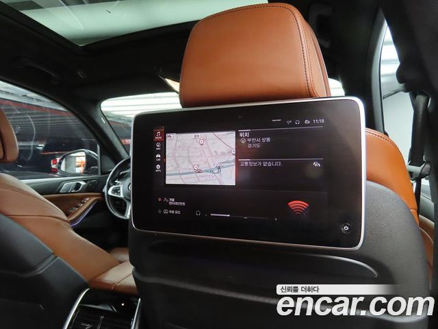 BMW X7 2021 — photo 14