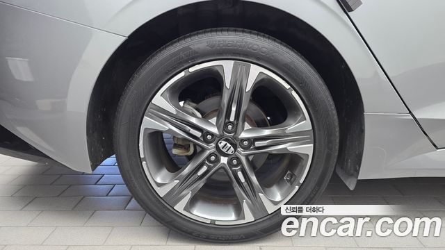 Kia K5 2021 — photo 5