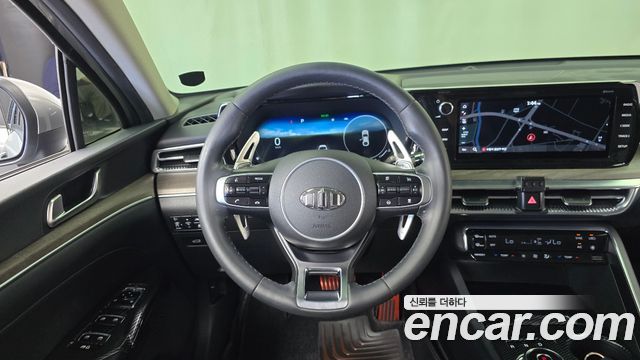 Kia K5 2021 — photo 13