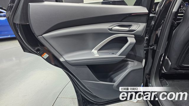 Audi Q5 2025 — photo 15